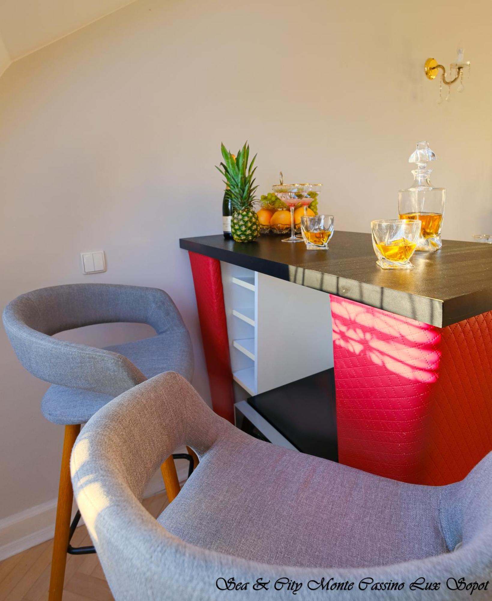 Sea & 50 M Monte Casinno 100 M Lux Apartament